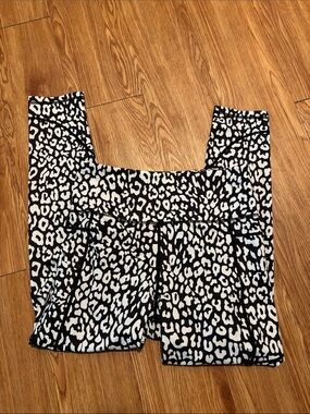 Zyia Leggings